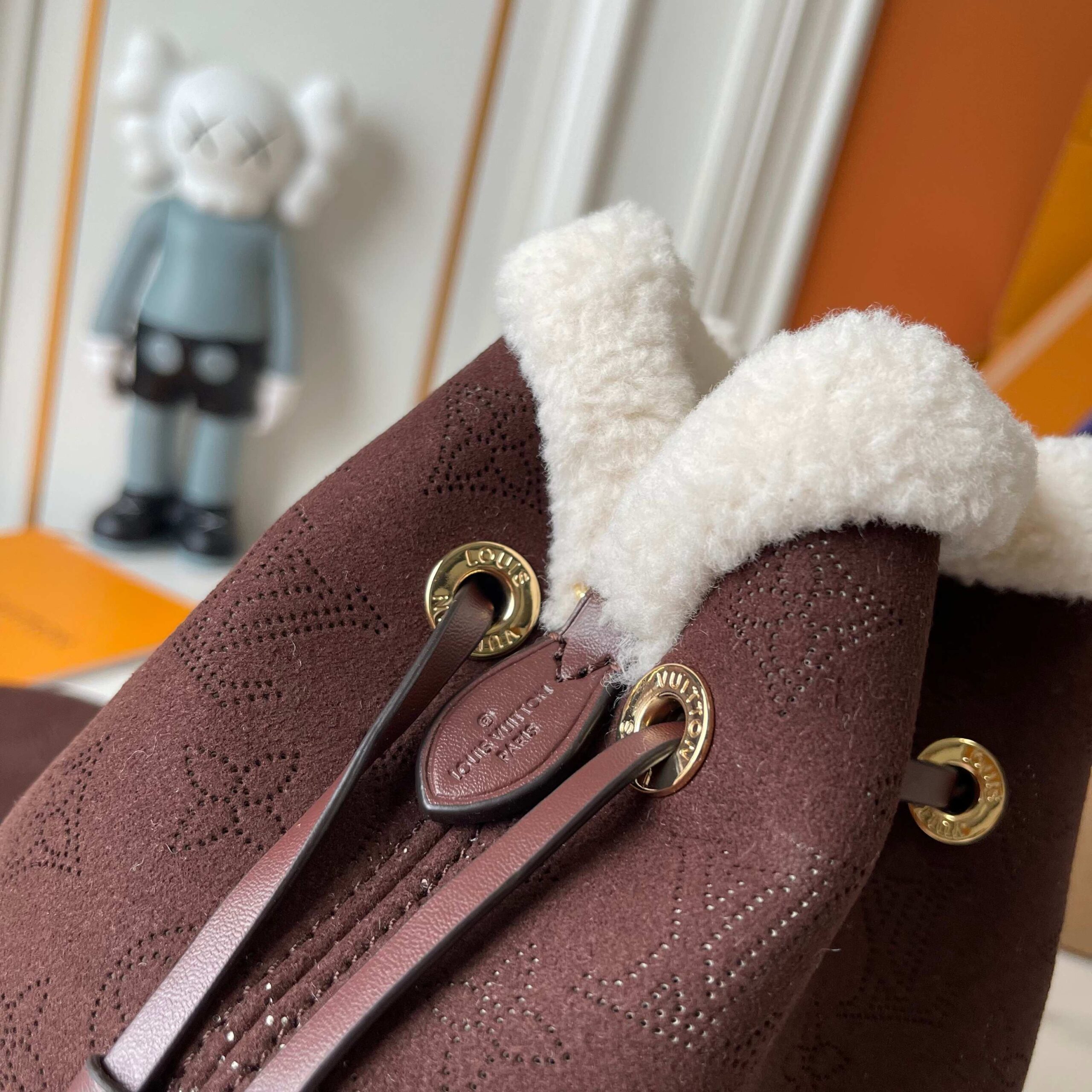 LOUIS VUITTON BELLA CHOCOLATE 22CM M26684 - Image 8