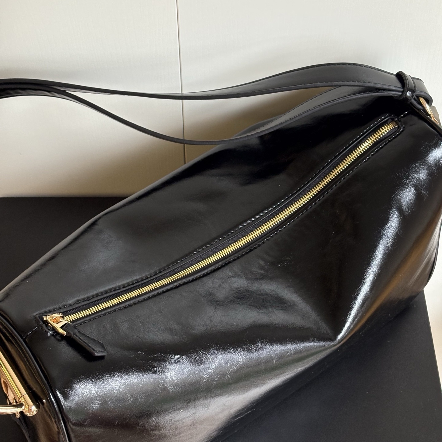 Gucci Half Horsebit Large Shoulder Bag Black Leather 38Cm - Image 7