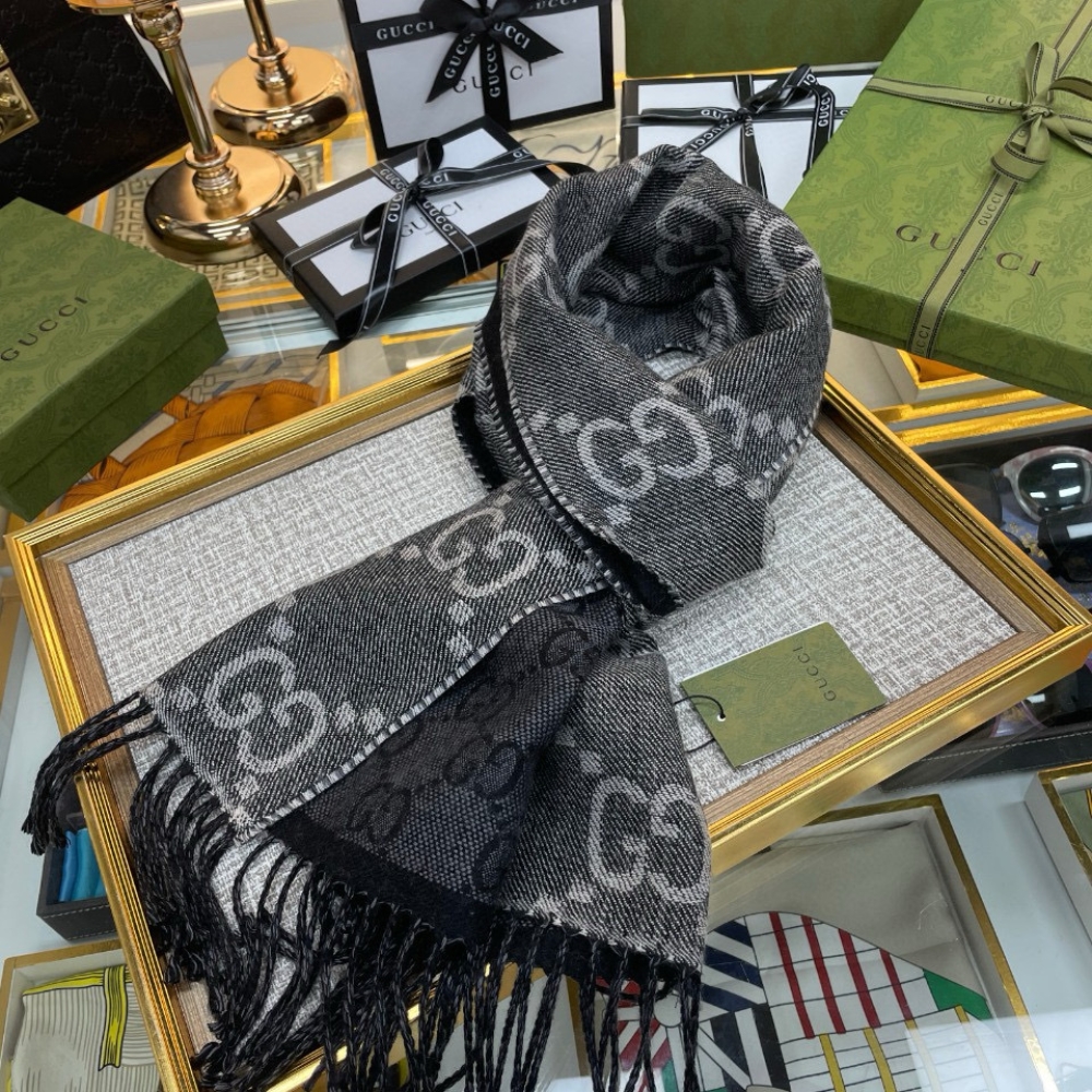 Alternative view of GUCCI GG JACQUARD KNIT SCARF TASSELS GRAY AND BLACK