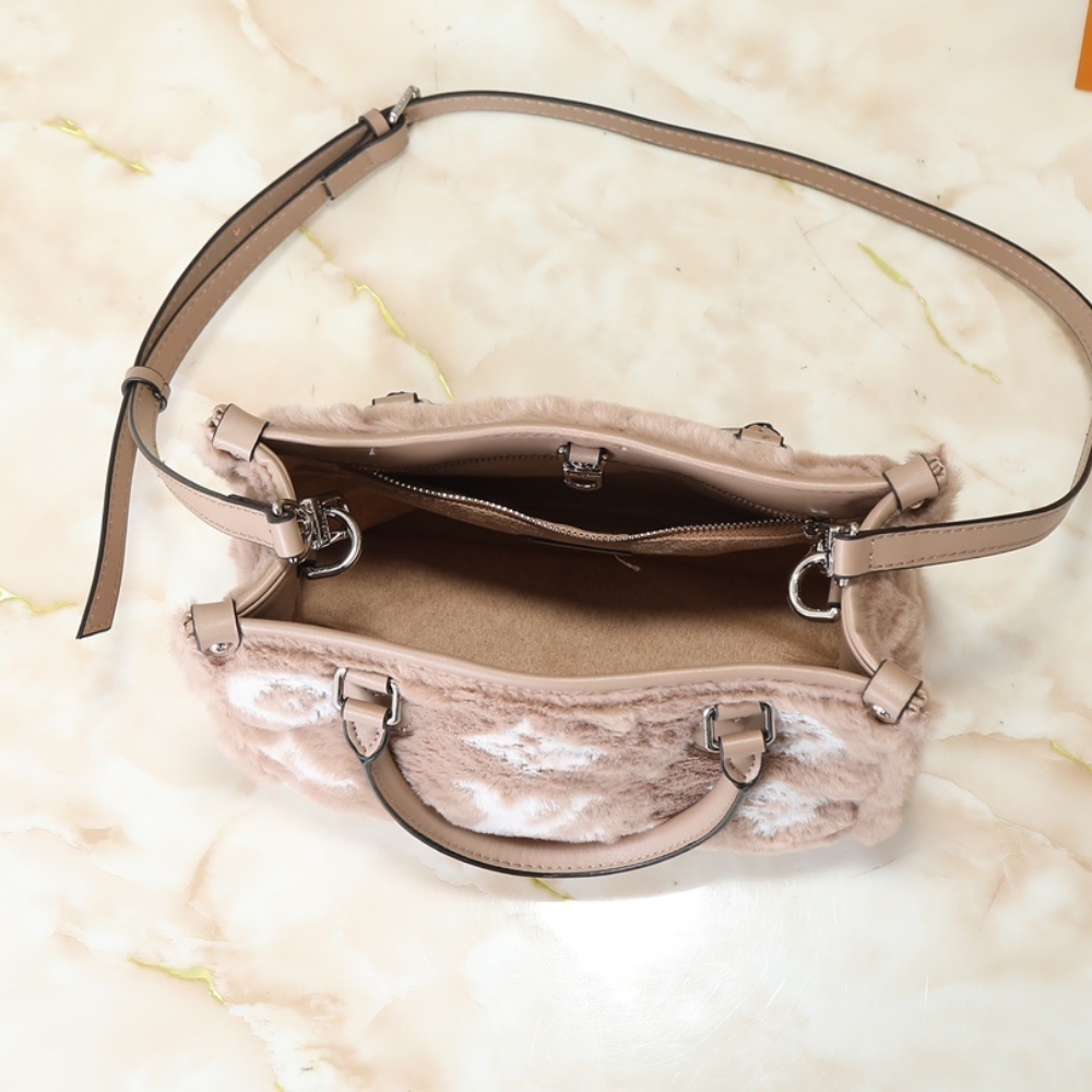 LOUIS VUITTON ONTHEGO PM MONOGRAM CASHMERE BEIGE 25CM M15030 - Image 6