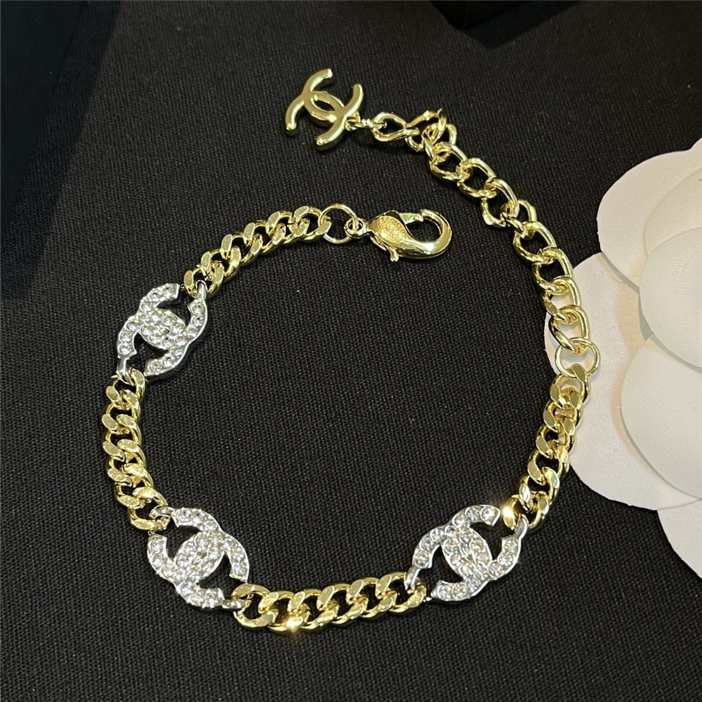 Alternative view of CHANEL INTERLOCKING BRACELET GOLD SILVER AND TRANSPARENT AB6442 B06011 NC835