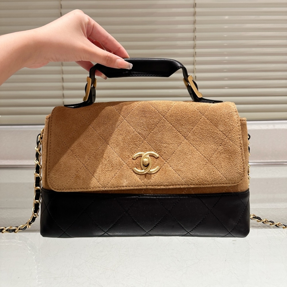 Alternative view of REPLACEMENT FOR ORDER #Em37572( CHANEL LARGE FLAP BAG WITH TOP HANDLE SHINY AND GOLD TONE METAL BEIGE BLACK 29CM)