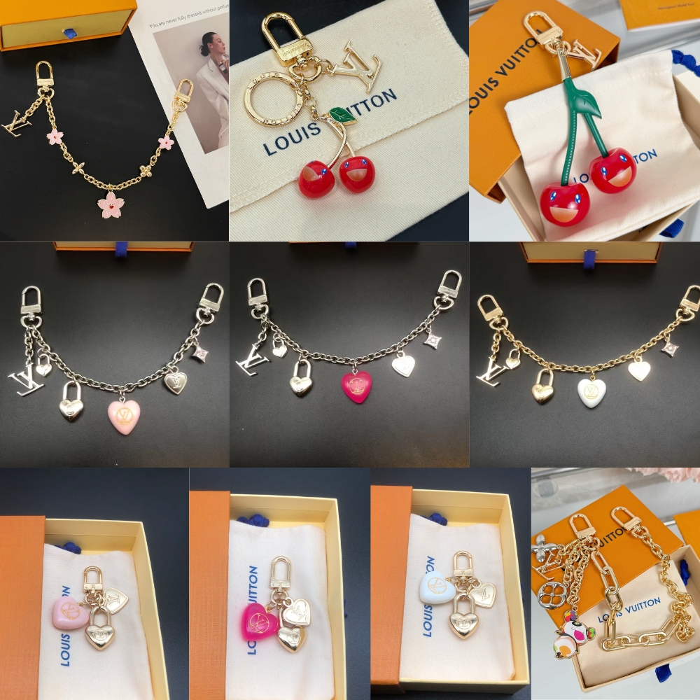 Alternative view of LOUIS VUITTON X MURAKAMI BAG CHARMS KEY HOLDER