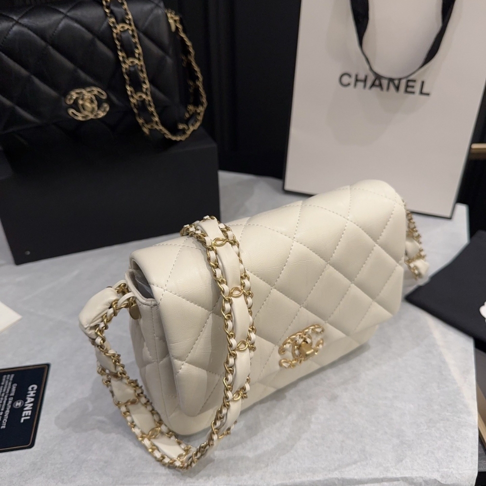 Chanel Mini Flap Bag And Gold Hardware Light Beige 20Cm - Image 5