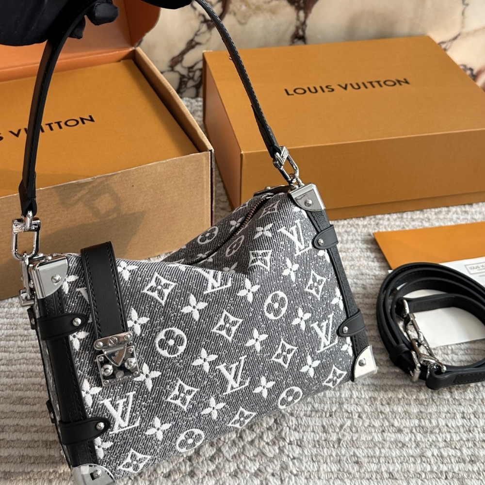 Alternative view of Louis Vuitton MM Side Trunk Bag Denim Gray 23Cm M21460