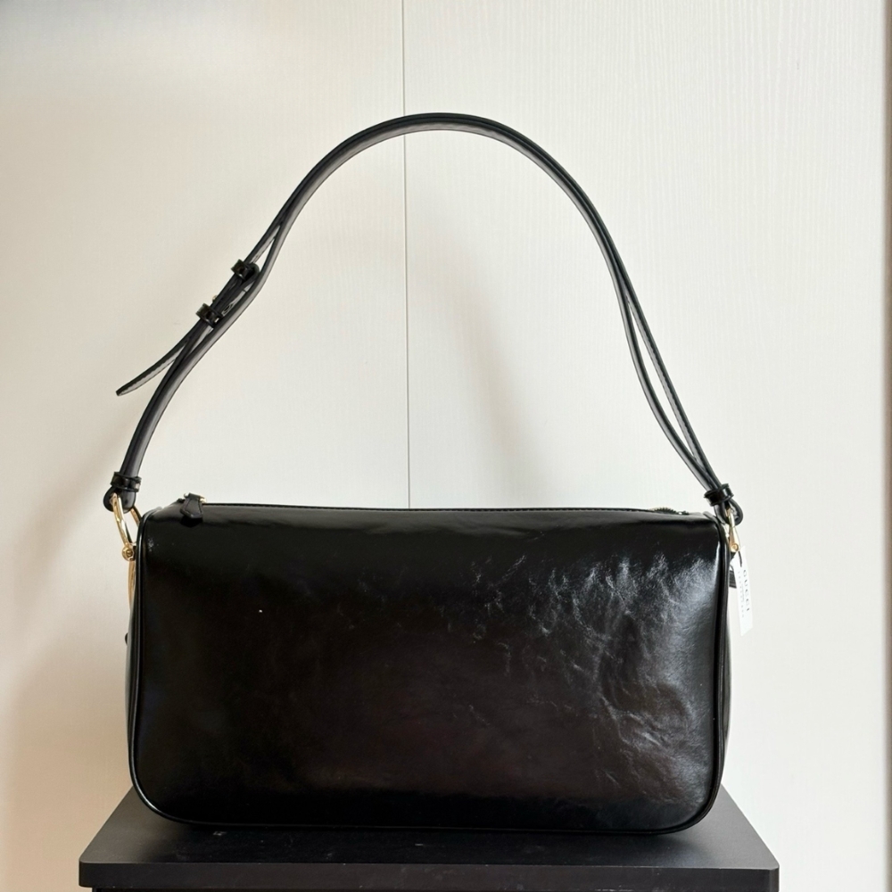 Alternative view of Gucci Half Horsebit Large Shoulder Bag Black Leather 38Cm