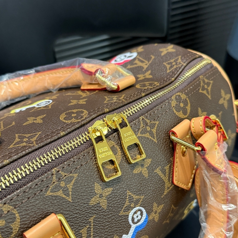 Louis Vuitton Speedy Bandoulière 30 In Monogram Canvas Brown 30Cm - Image 9