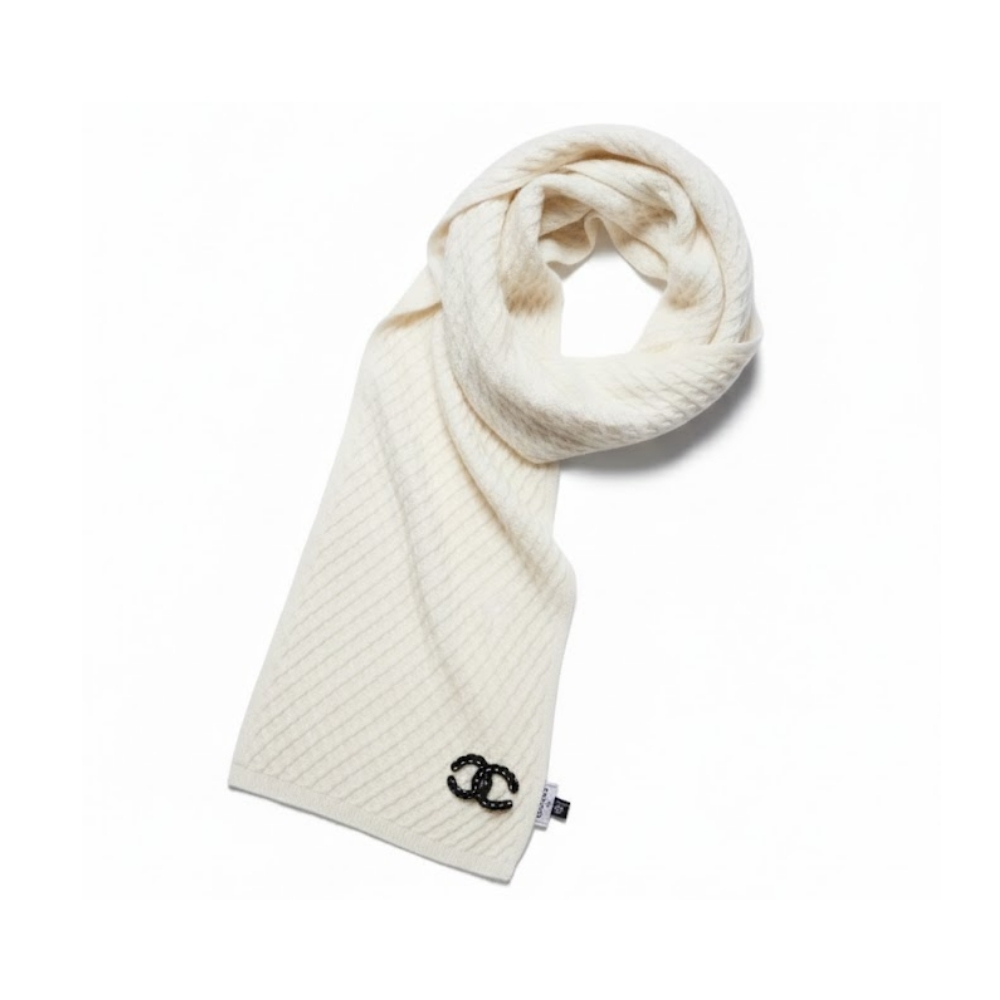 CHANEL CC LOGO PATCH CASHMERE SCARF WHITE