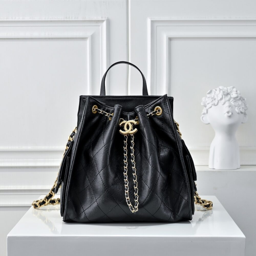 Alternative view of CHANEL 25 MEDIUM SIZE BACKPACK GRAIN EFFECT AND GOLD METAL BLACK 23CM AS5600 B20304 94305