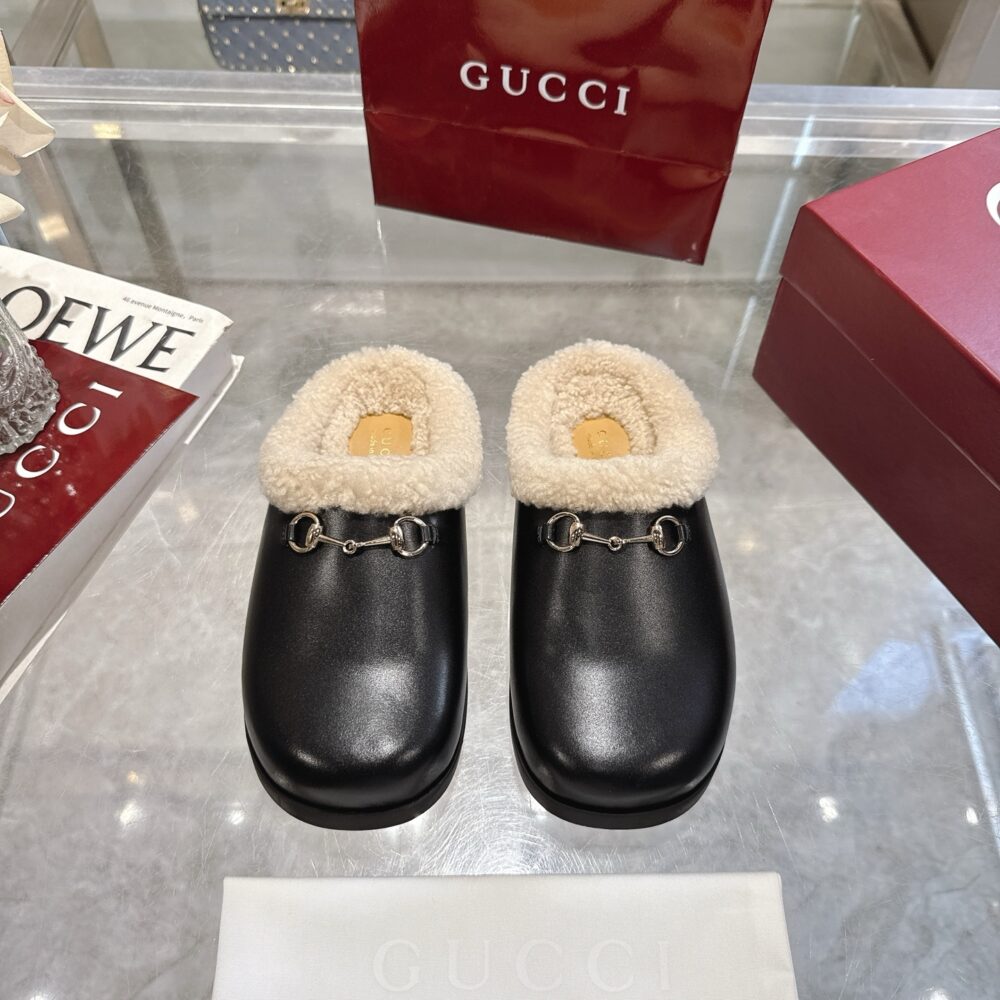 Alternative view of GUCCI WOMEN MULE WITH HORSEBIT BLACK LEATHER