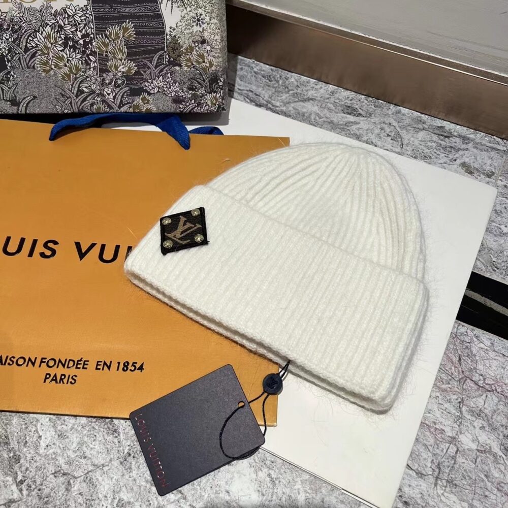 Alternative view of LOUIS VUITTON LV BEANIE WHITE