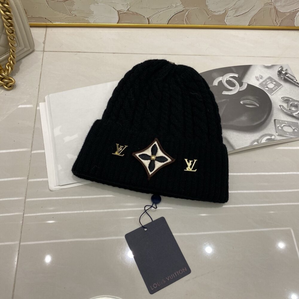 Alternative view of LOUIS VUITTON LV HEADLINE BEANIE IN BLACK WOOL