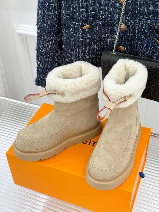 Alternative view of INVOICE FOR LOUIS VUITTON CORTINA ANKLE BOOT BEIGE - 41 EU - 10 US