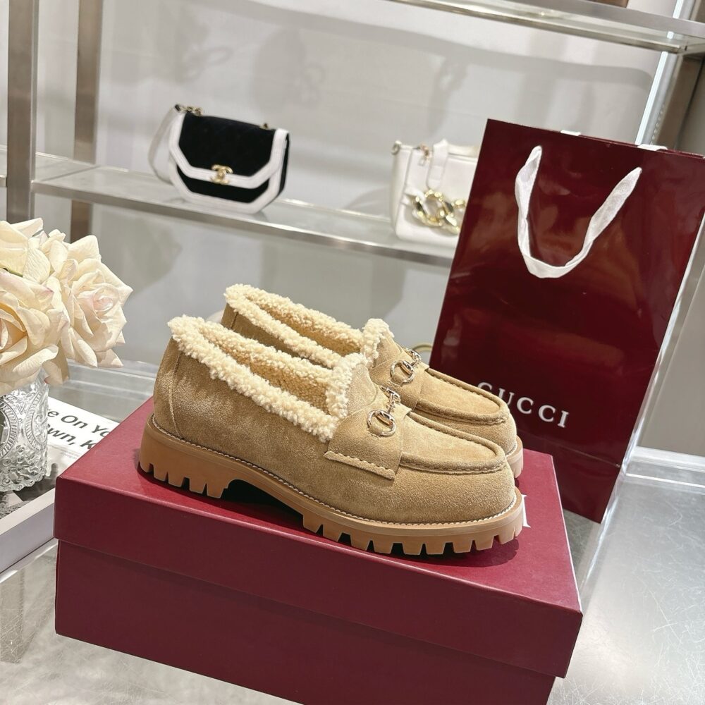 Alternative view of GUCCI WOMEN LOAFER WITH HORSEBIT BEIGE 836060 AAA5U 9556