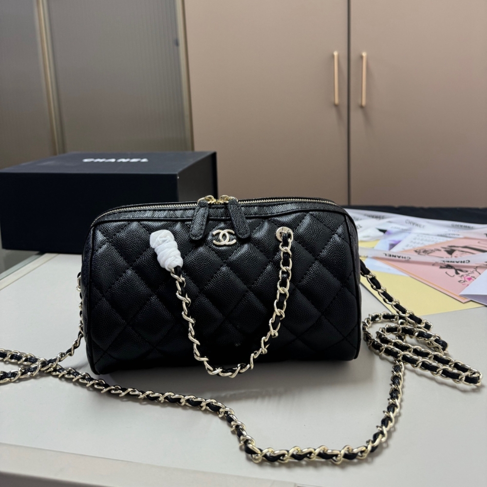 Alternative view of Chanel Bowling Bag Black 19Cm AS1897 B03795 94305