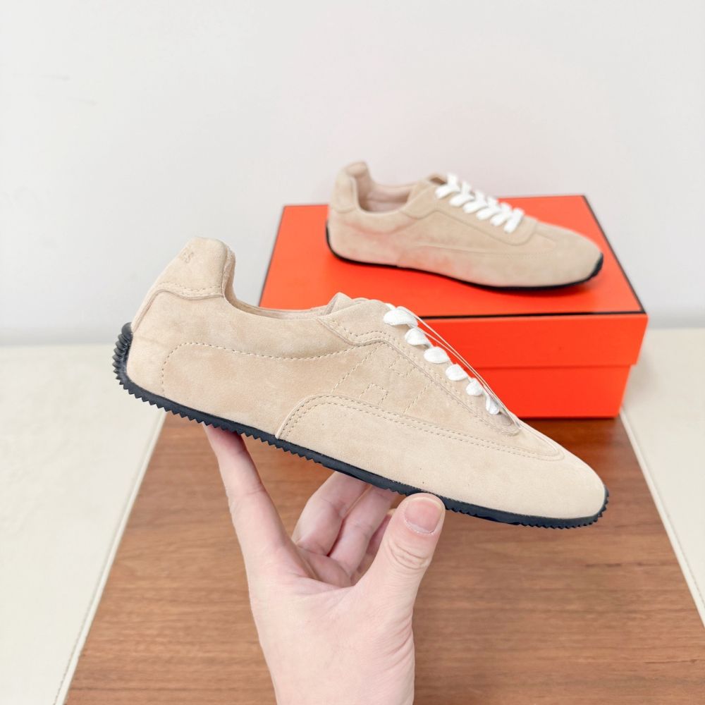 Alternative view of Hermes Master Sneaker Beige Perlino H261010Z DI370