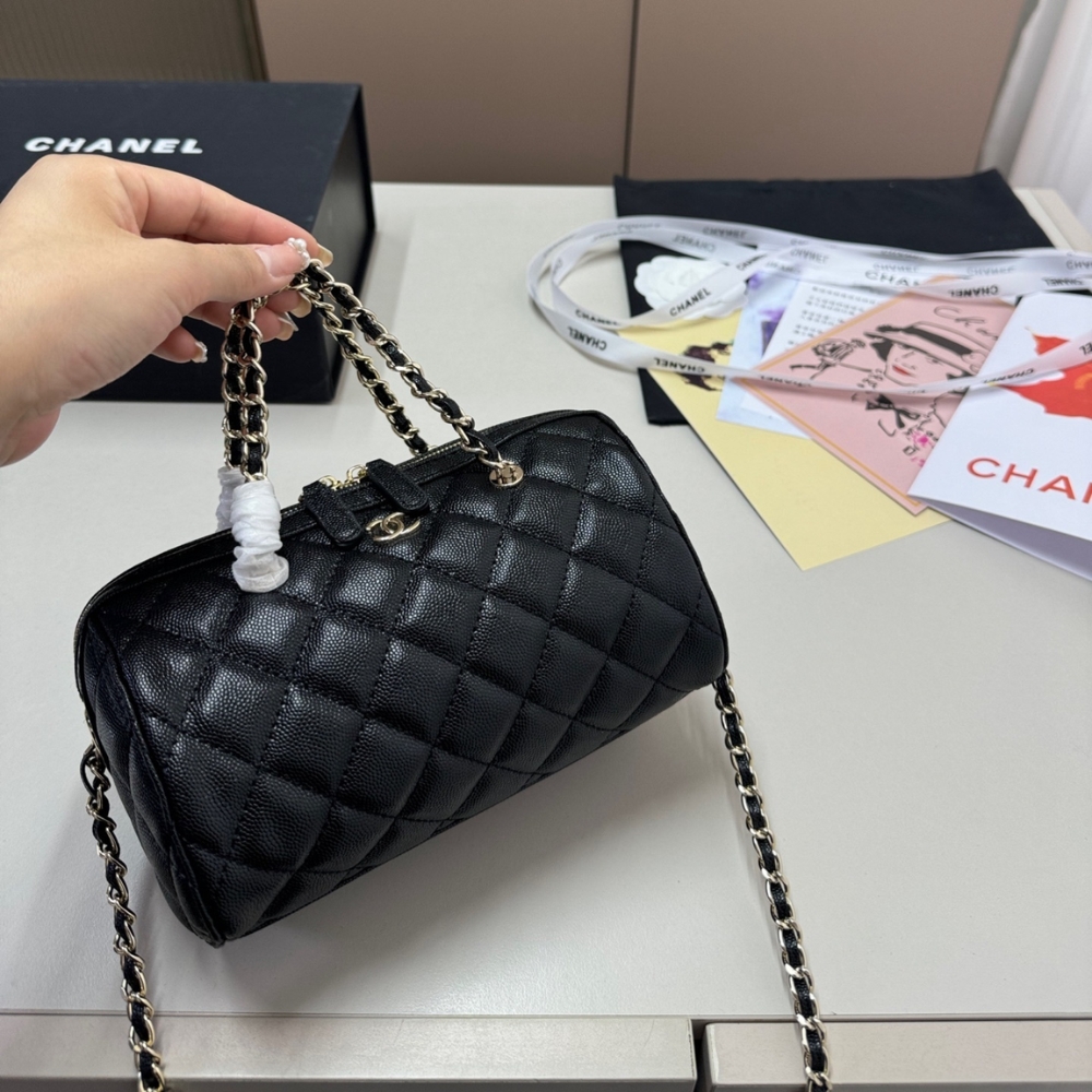 Chanel Bowling Bag Black 19Cm AS1897 B03795 94305 - Image 5