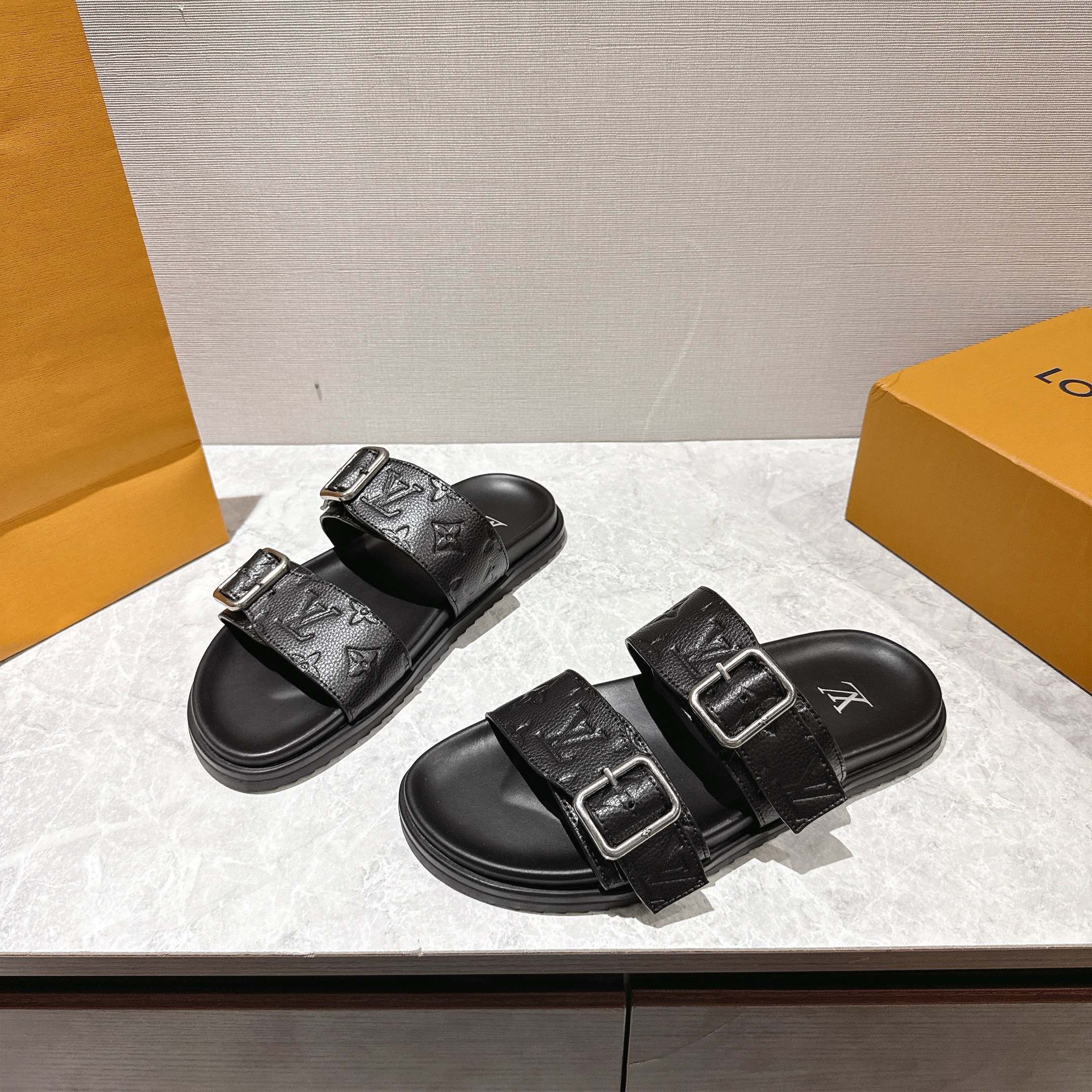 Louis Vuitton LV Venice Mule Black 1AHSJC - Image 5