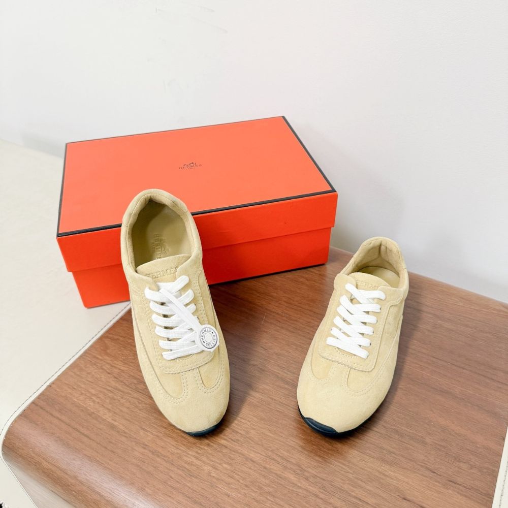 Hermes Master Sneaker Beige Albâtre H261010Z VD340 - Image 3