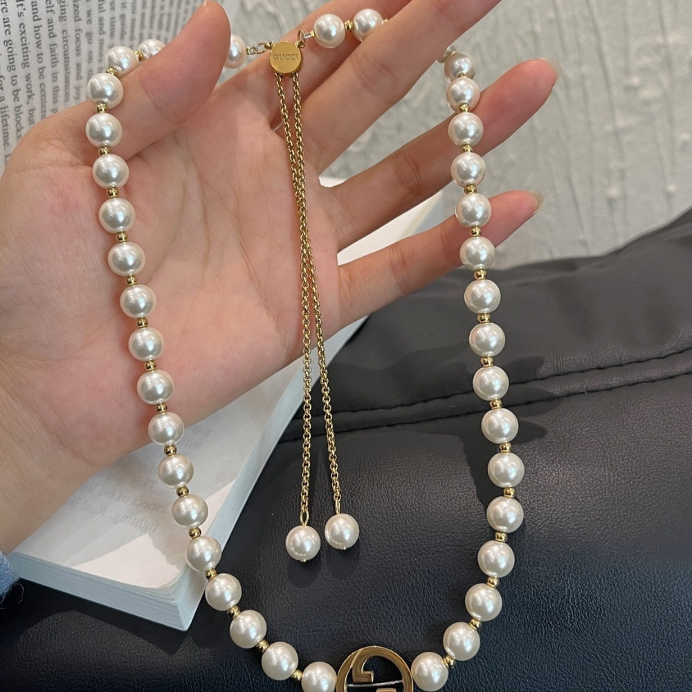 Gucci Interlocking Pearl Necklace Gold 839031 JCF27 8062 - Image 4