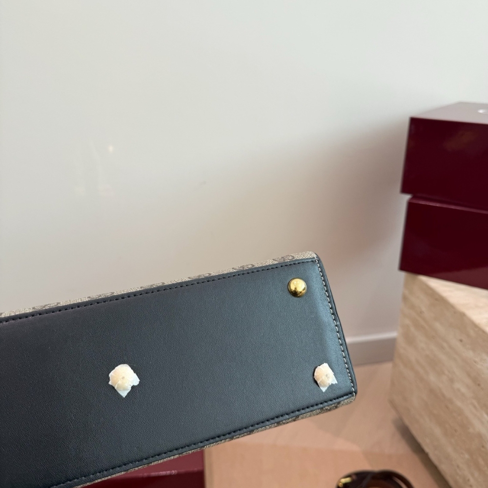 Gucci Padlock GG Supreme Top Handle Bag Black And Beige 28Cm 453188 KLQJG 9785 - Image 7