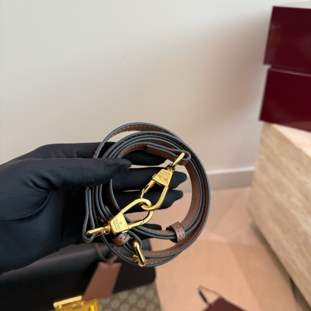 Gucci Padlock GG Supreme Top Handle Bag Black And Beige 28Cm 453188 KLQJG 9785 - Image 9