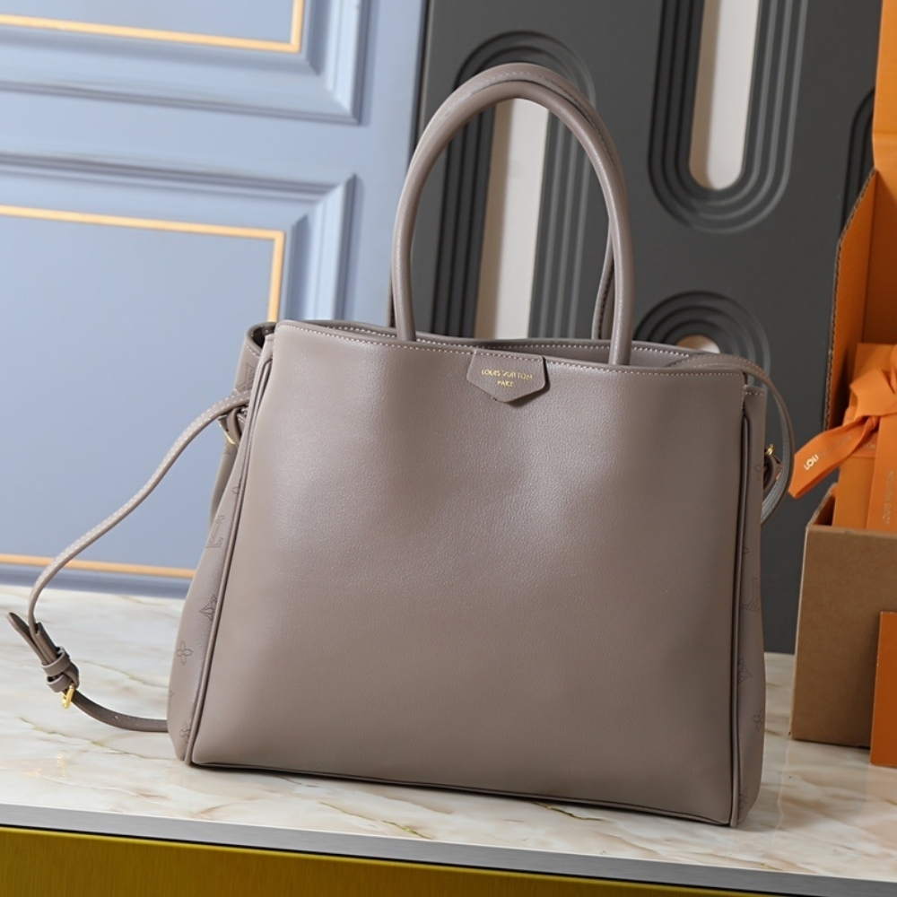 Alternative view of Louis Vuitton Vendome MM Dark Grey 35Cm