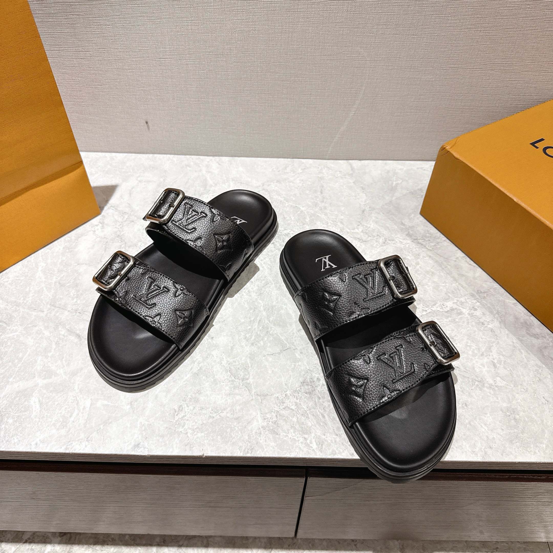 Louis Vuitton LV Venice Mule Black 1AHSJC - Image 3