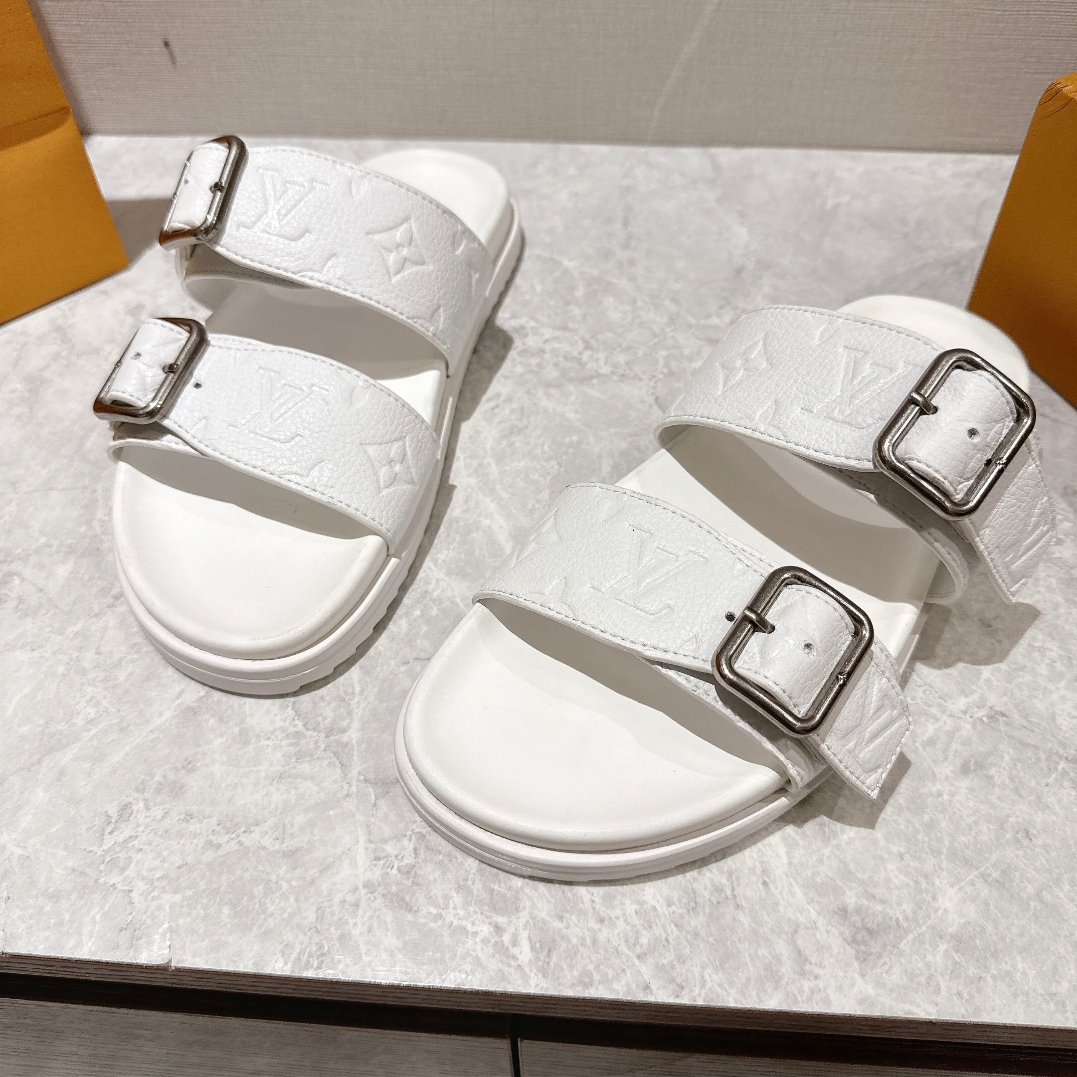 Louis Vuitton LV Venice Mule White 1AHSIX - Image 3