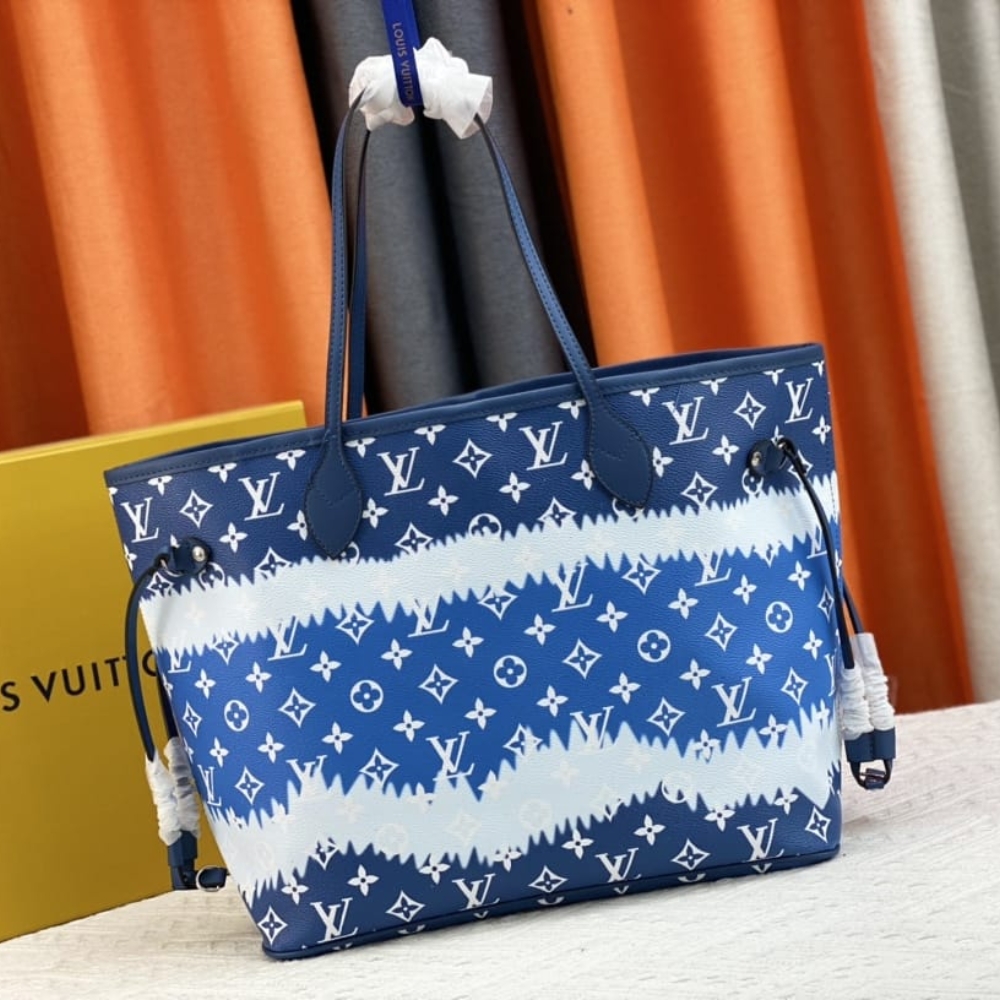 Louis Vuitton Neverfull MM Monogram Escale Blue 31Cm - Image 4