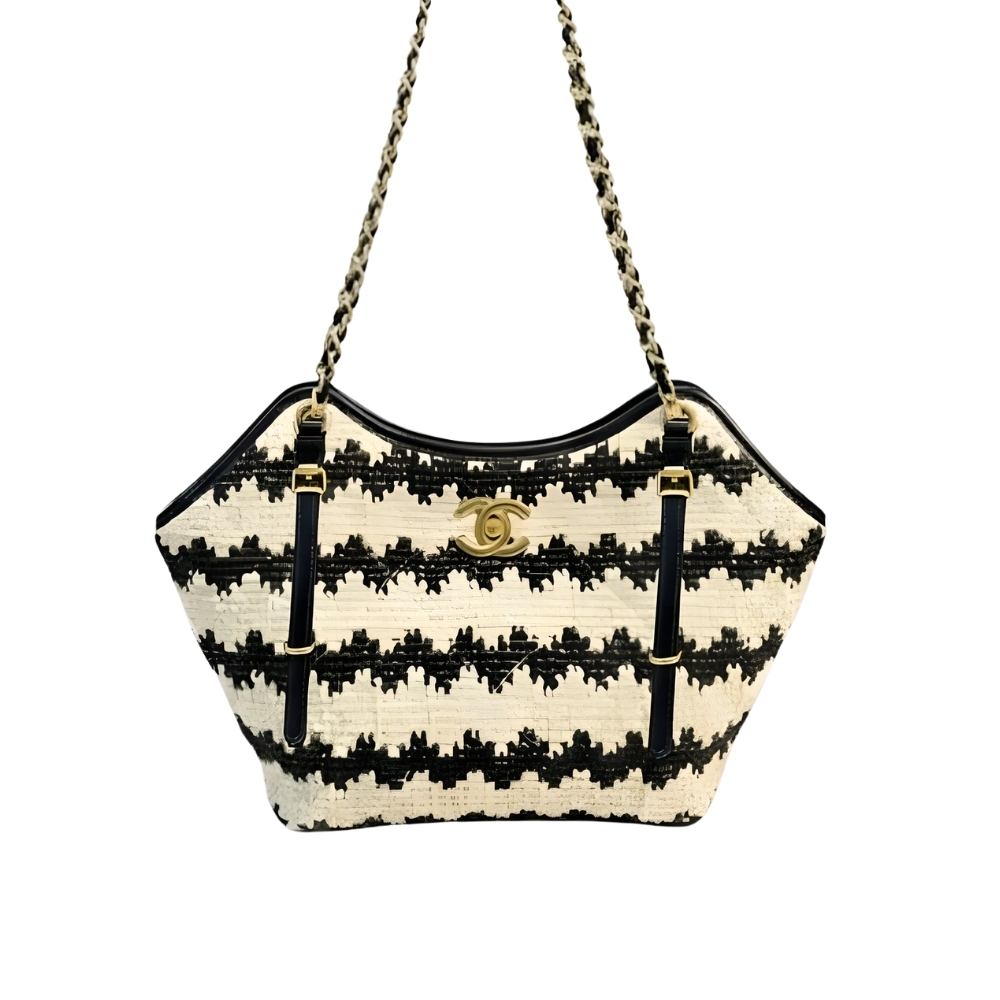 Chanel Small Shopping Bag Braided Straw And Gold Tone Metal Beige And Black 20Cm