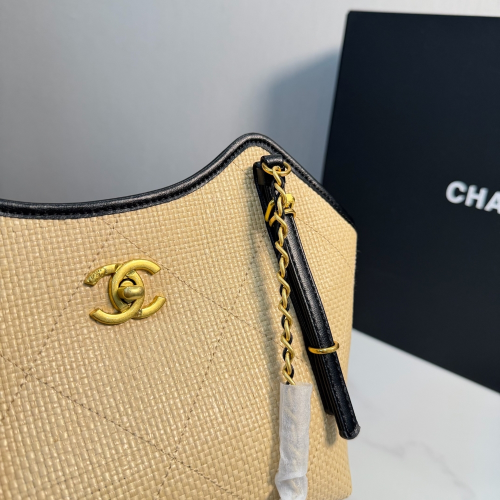 Chanel Small Shopping Bag Braided Raffia Effect Canvas And Gold Tone Metal In Beige 20Cm - Image 4