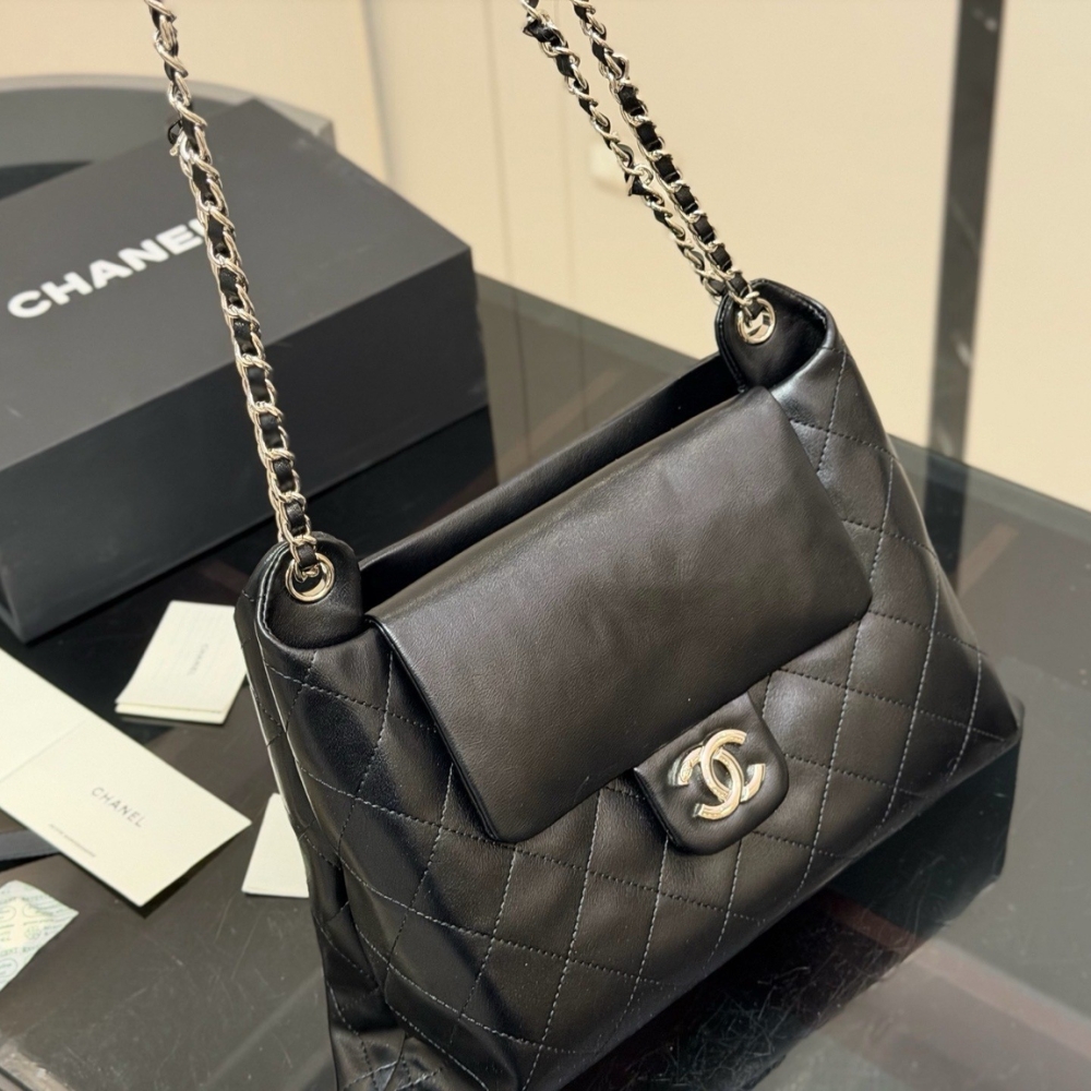 Chanel Hobo Bag Gold Tone Metal In Black 38Cm - Image 3