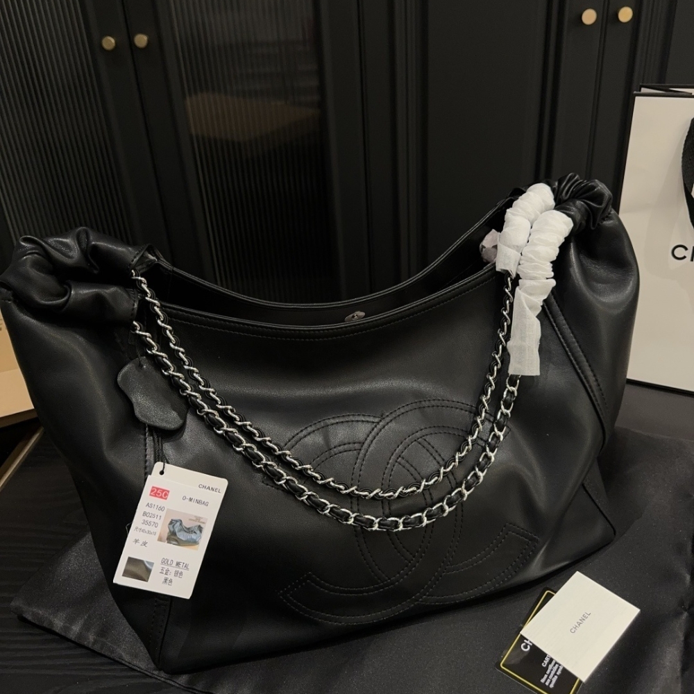 Chanel Large Hobo Bag Black Leather Chain Strap 36Cm - Image 4
