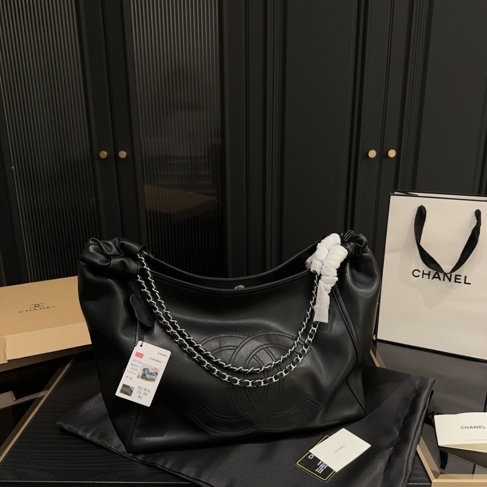 Chanel Large Hobo Bag Black Leather Chain Strap 36Cm - Image 5