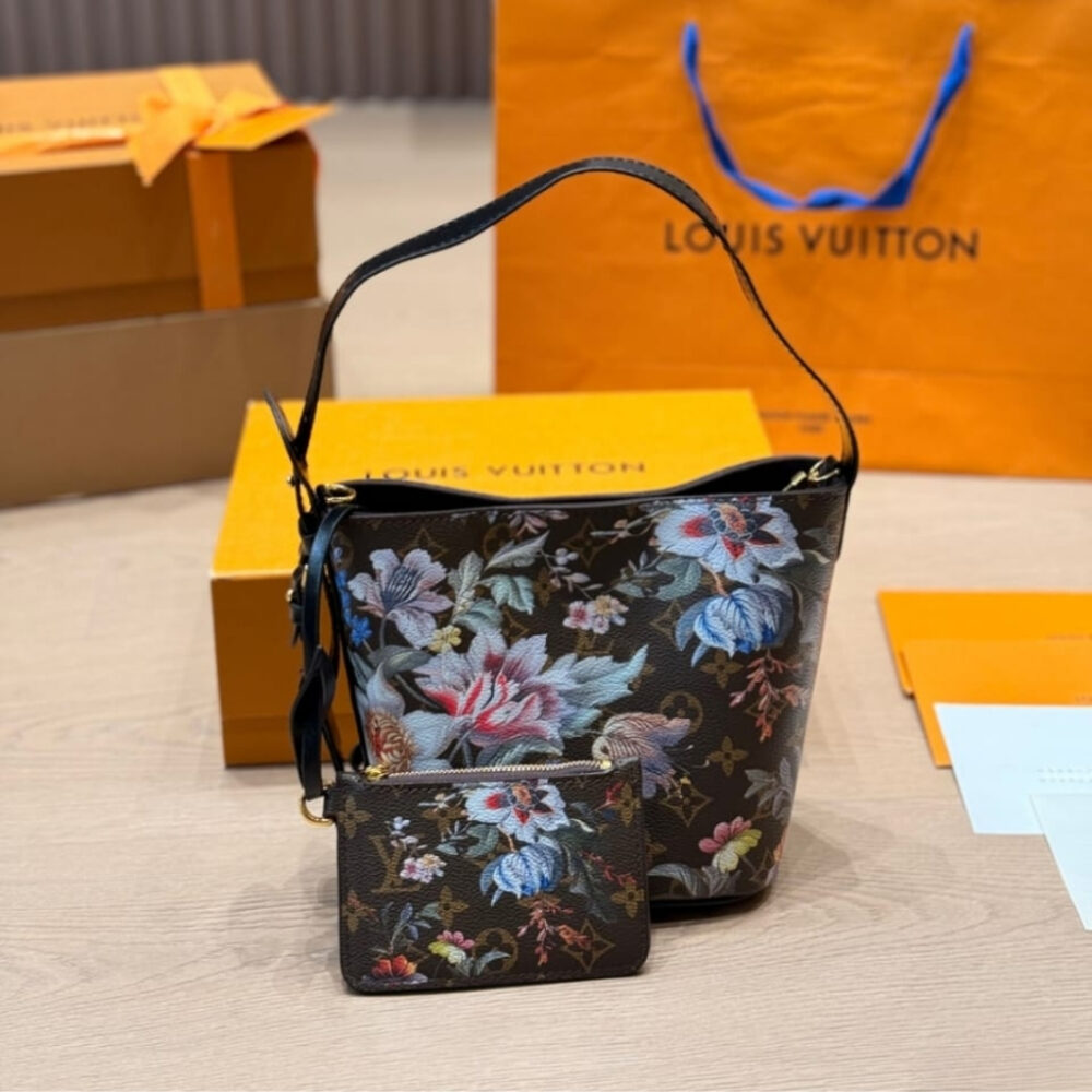 Alternative view of Louis Vuitton All In BB Monogram Canvas Ebene 18cm