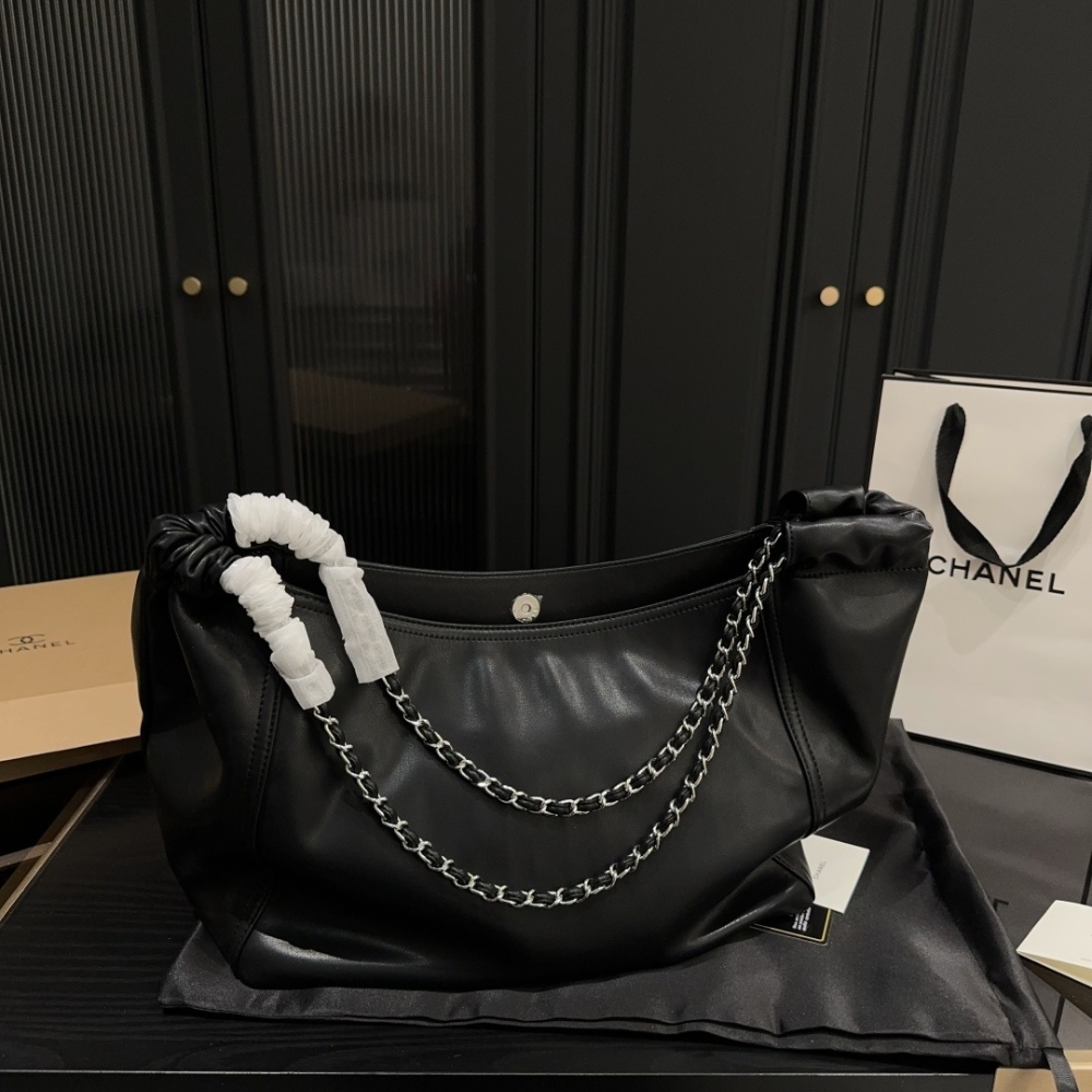 Chanel Large Hobo Bag Black Leather Chain Strap 36Cm - Image 6