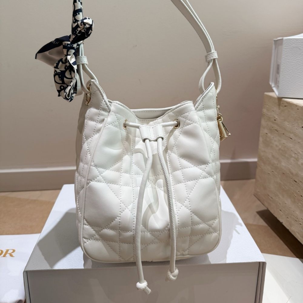 Alternative view of Dior Medium D Motion Bag White 23Cm M2852ONWP M021