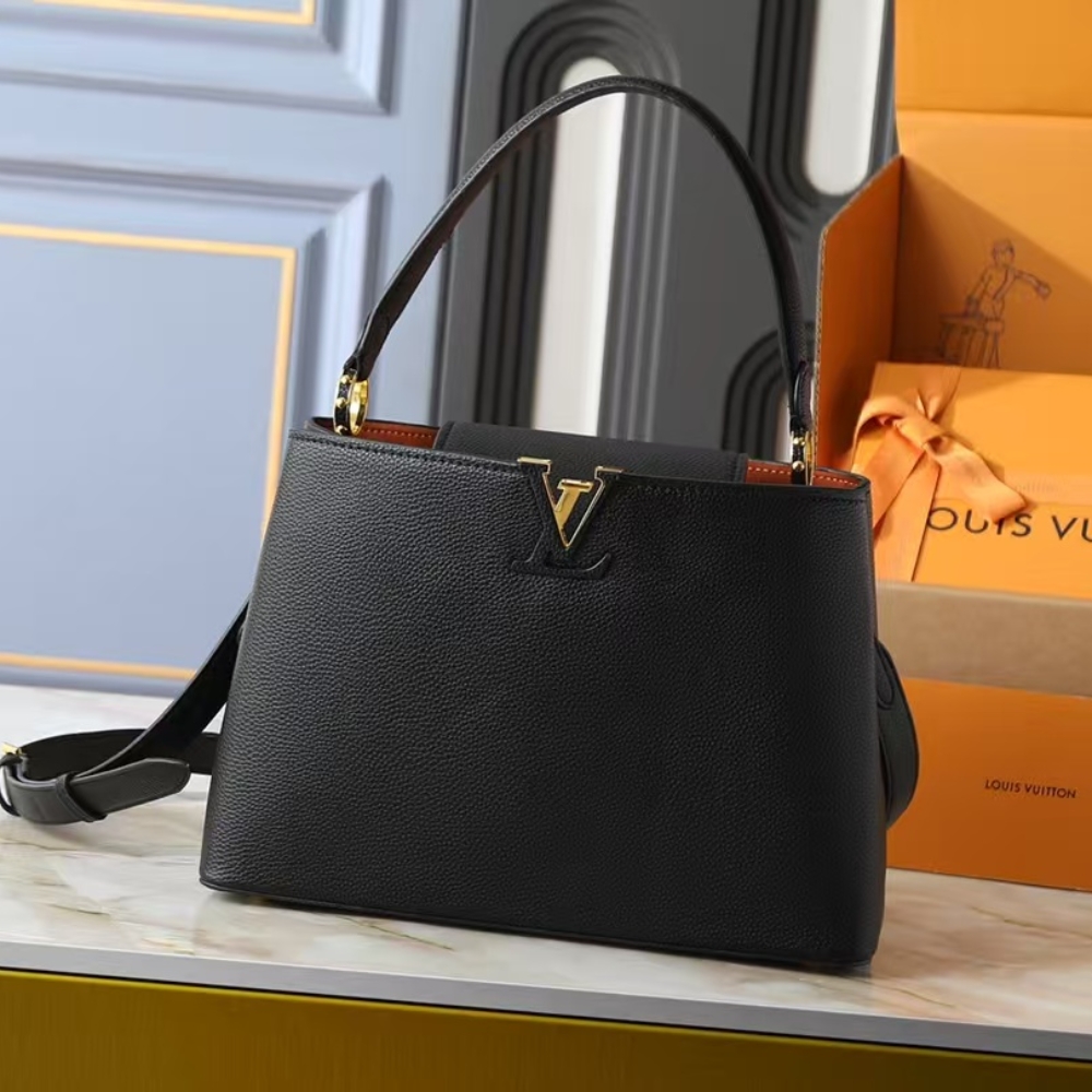 Alternative view of Louis Vuitton Capucines MM Souple Black 33Cm M14370