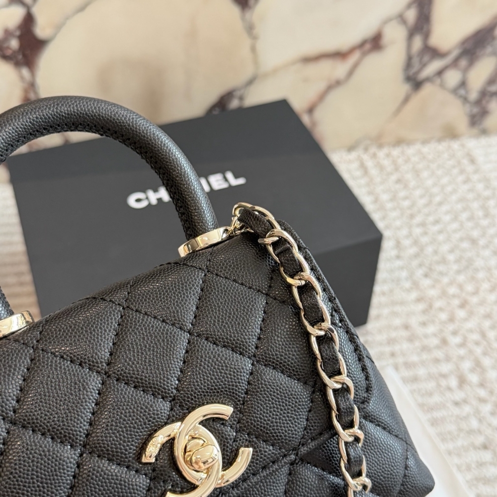 Chanel Mini Flap Bag With Top Handle Shiny And Gold Tone Metal Black 15Cm AS2215 B05061 94305 - Image 5