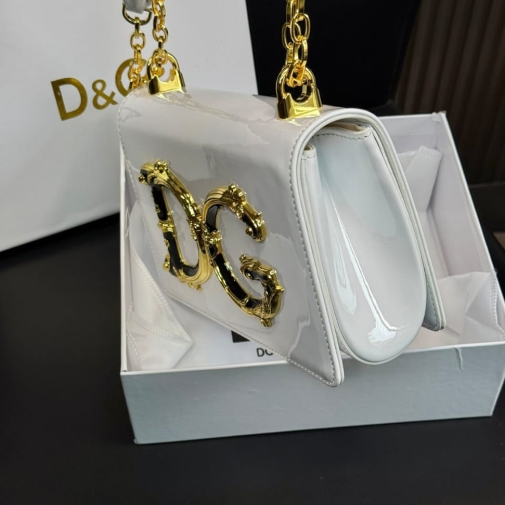 Dolce Gabbana DG Girls Shoulder Bag Nappa Leather White 20Cm BB6498AZ80180001 - Image 3
