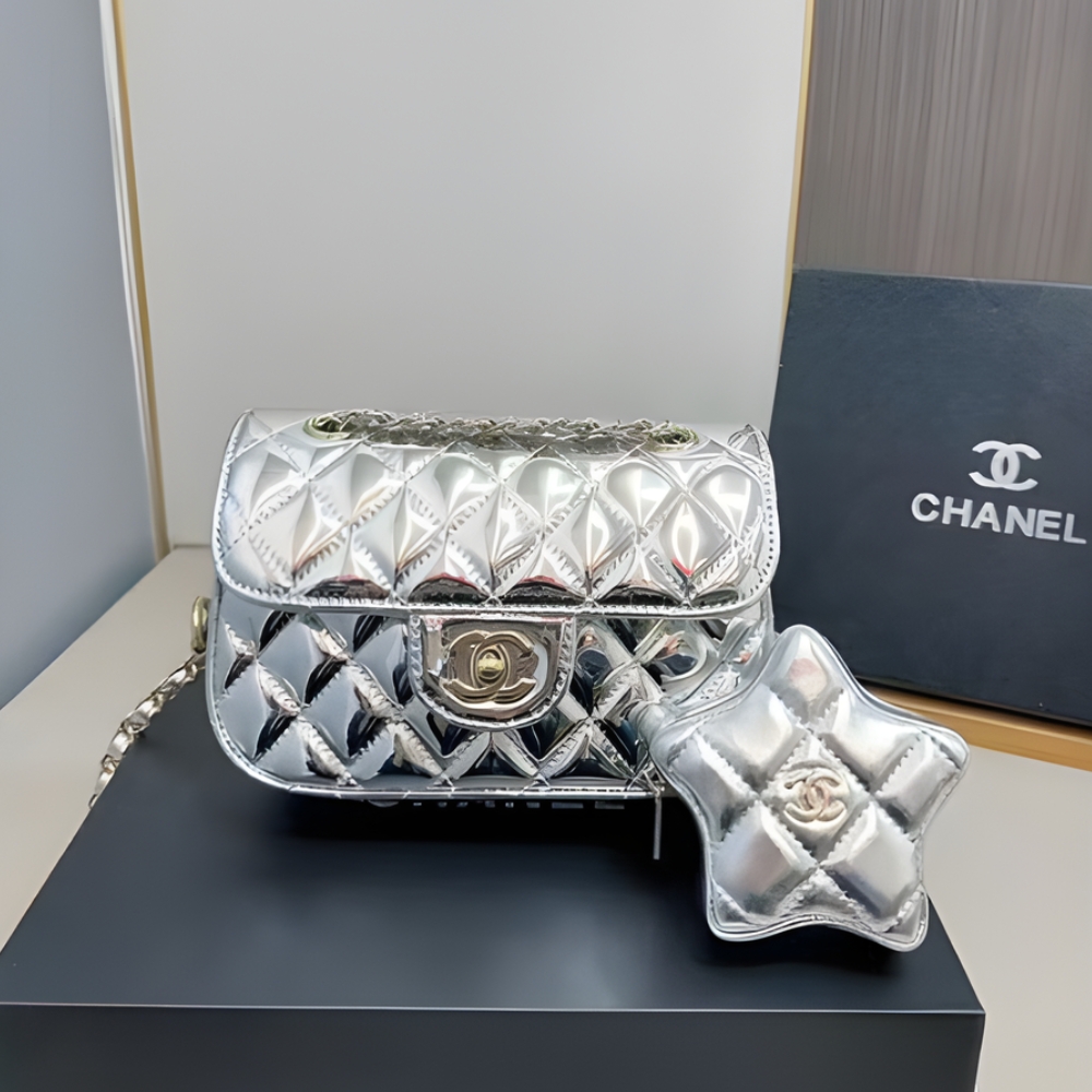 Alternative view of Chanel Mini Flap Bag Star Coin Purse Silver 21Cm