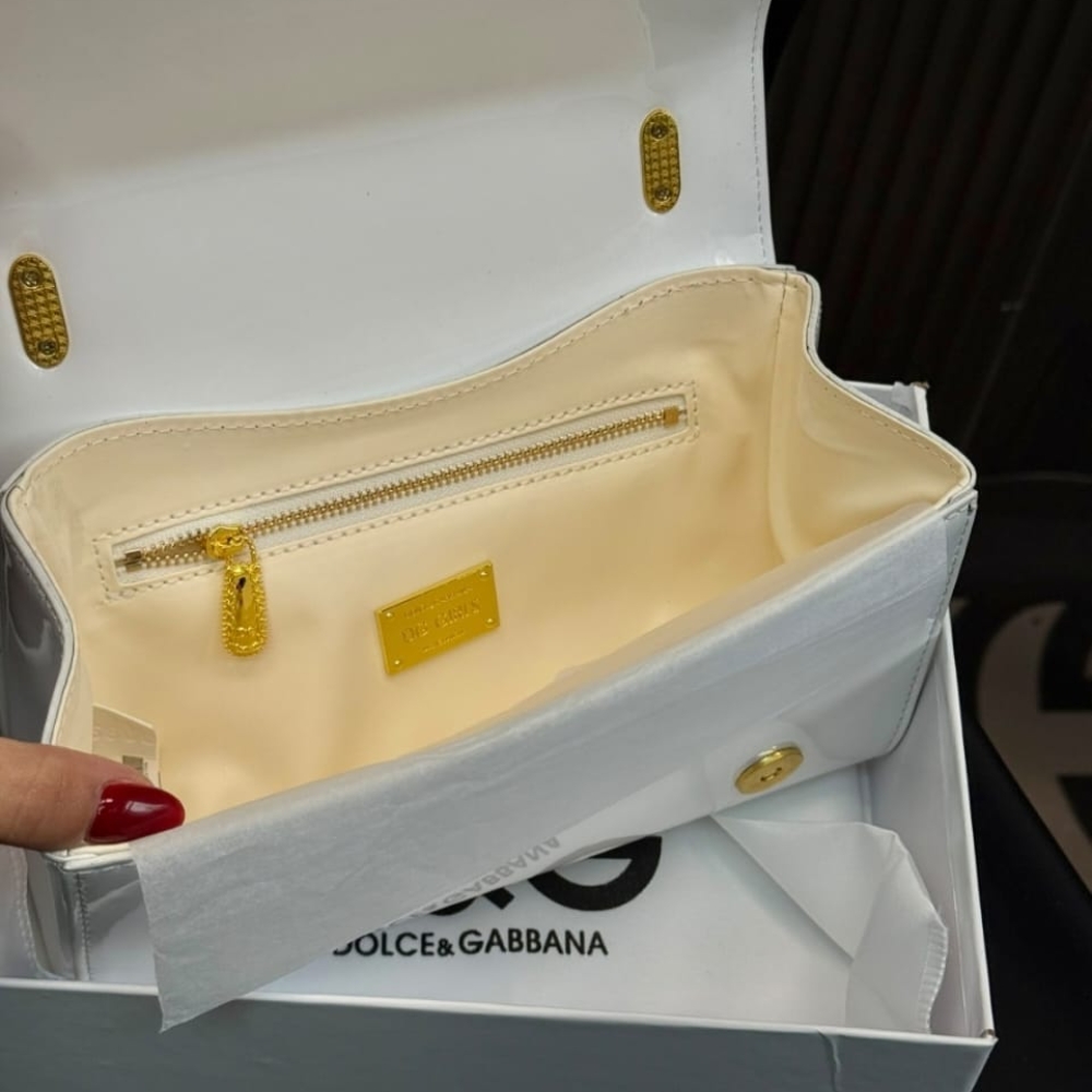 Dolce Gabbana DG Girls Shoulder Bag Nappa Leather White 20Cm BB6498AZ80180001 - Image 7