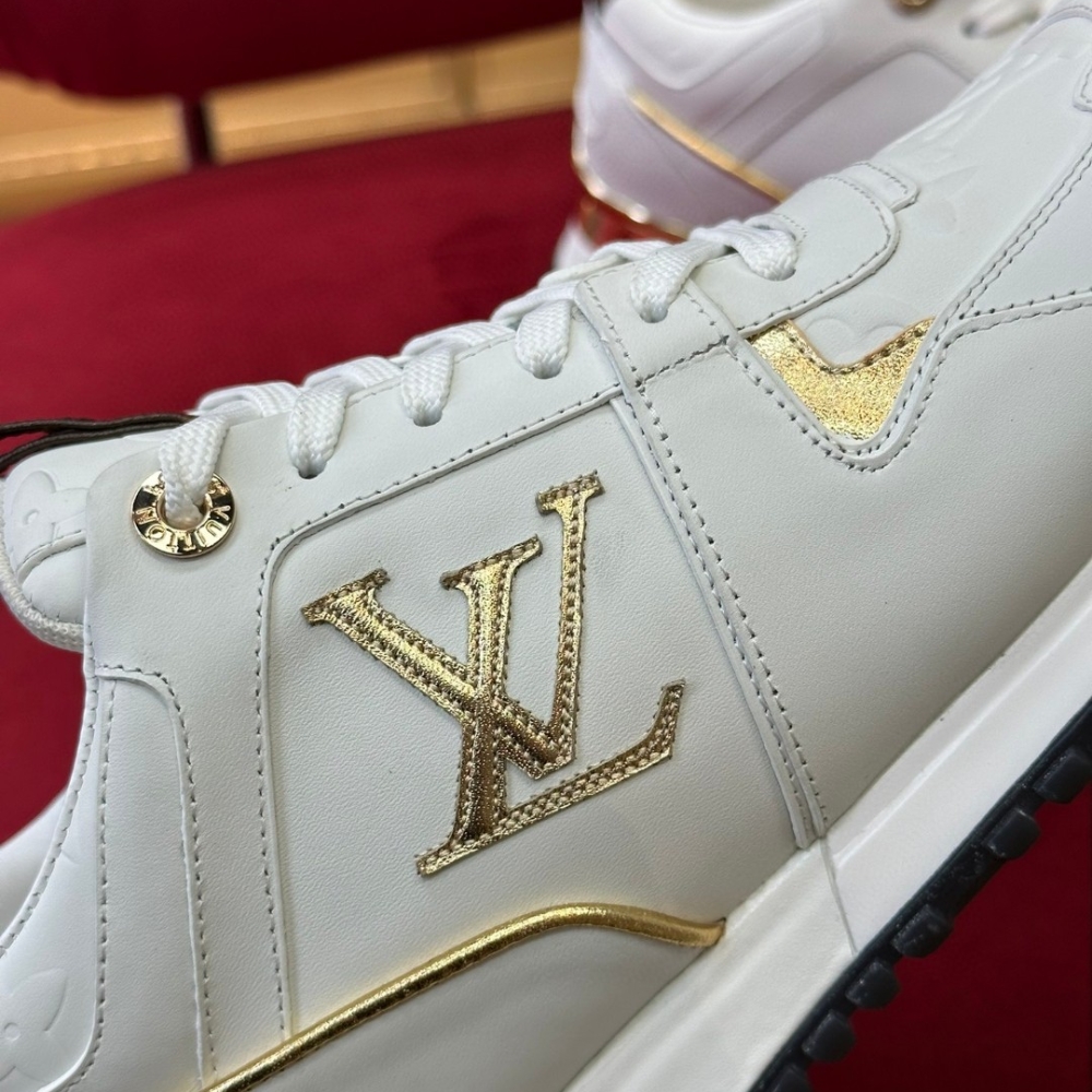 Louis Vuitton Neo Run Away Sneaker White 1AAP3L - Image 8