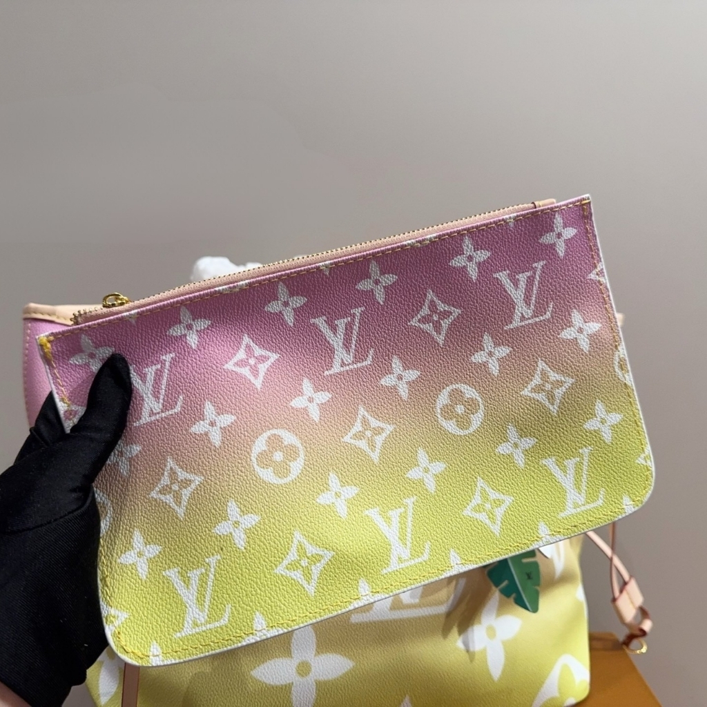 Louis Vuitton Neverfull MM By The Pool Monogram Giant Yellow Pink 31Cm M45680 - Image 7