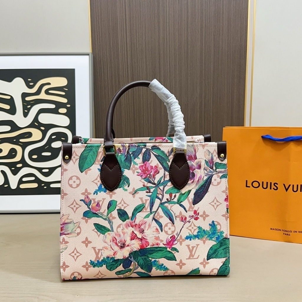 Louis Vuitton Onthego MM Monogram Canvas Dune 32cm - Image 2