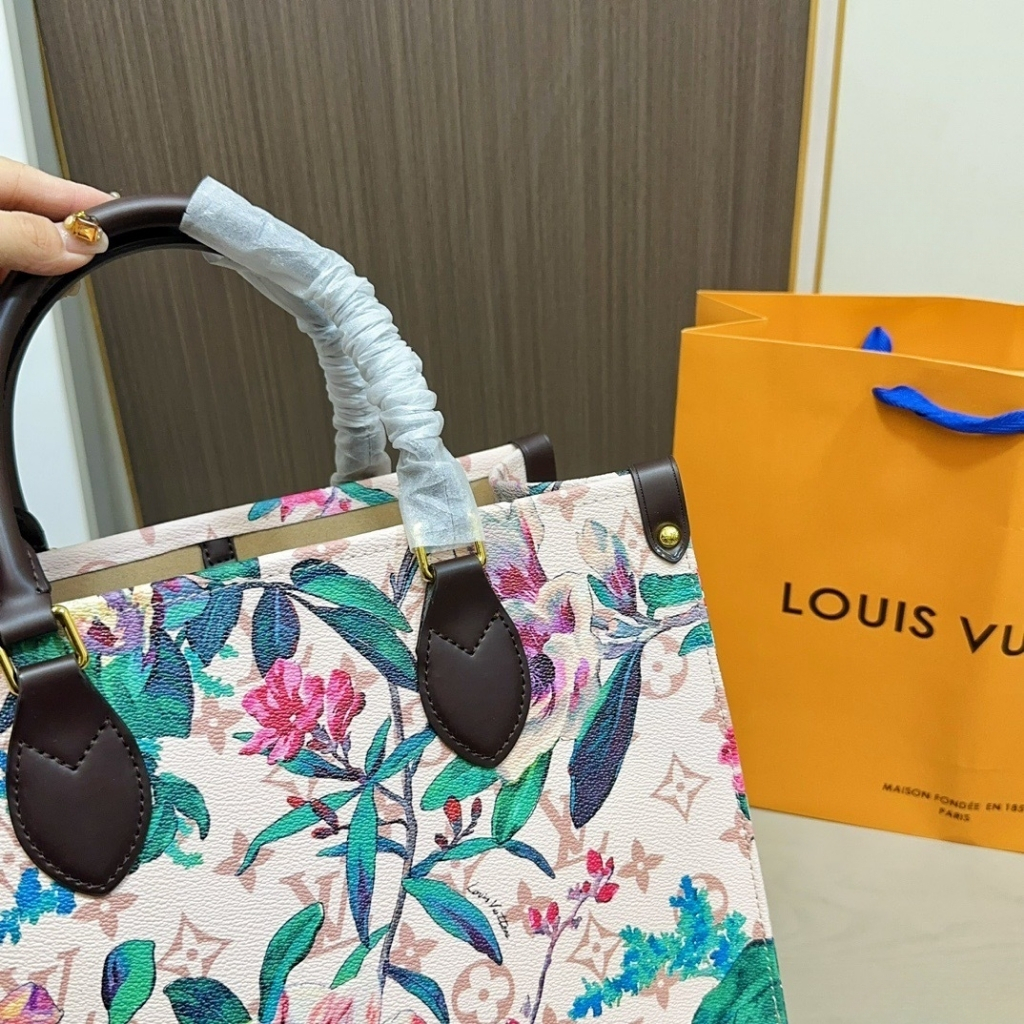 Louis Vuitton Onthego MM Monogram Canvas Dune 32cm - Image 7