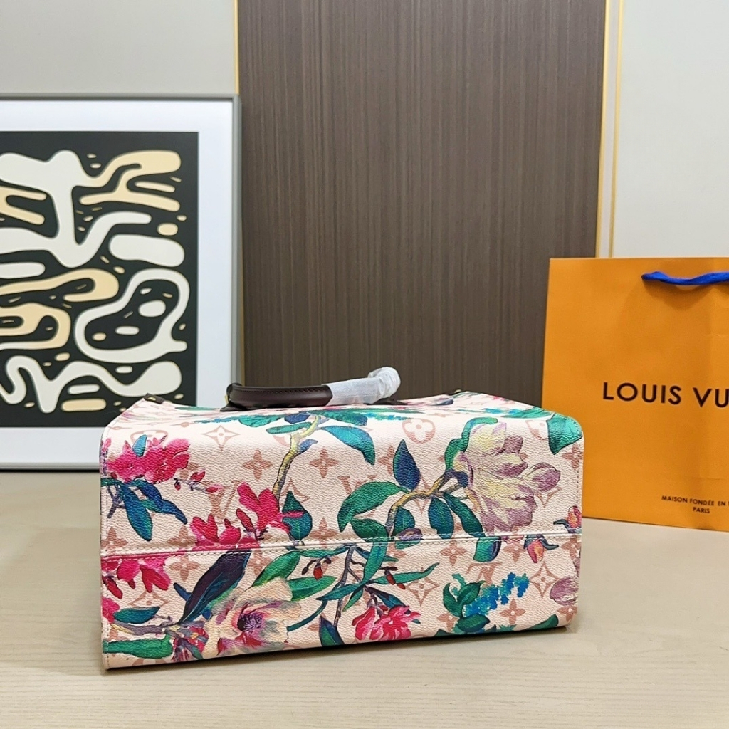 Louis Vuitton Onthego MM Monogram Canvas Dune 32cm - Image 5