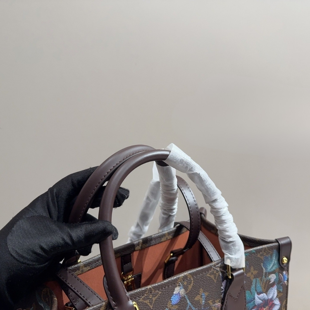 Louis Vuitton Onthego MM Monogram Canvas Ebene 32cm - Image 4