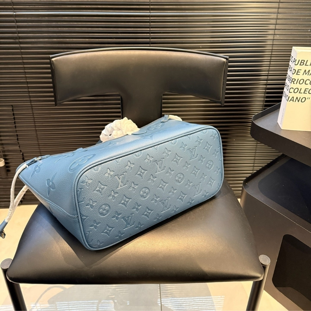 Louis Vuitton Neverfull MM Tote Bag Monogram Empreinte Bleu Jean 31cm M27358 - Image 5